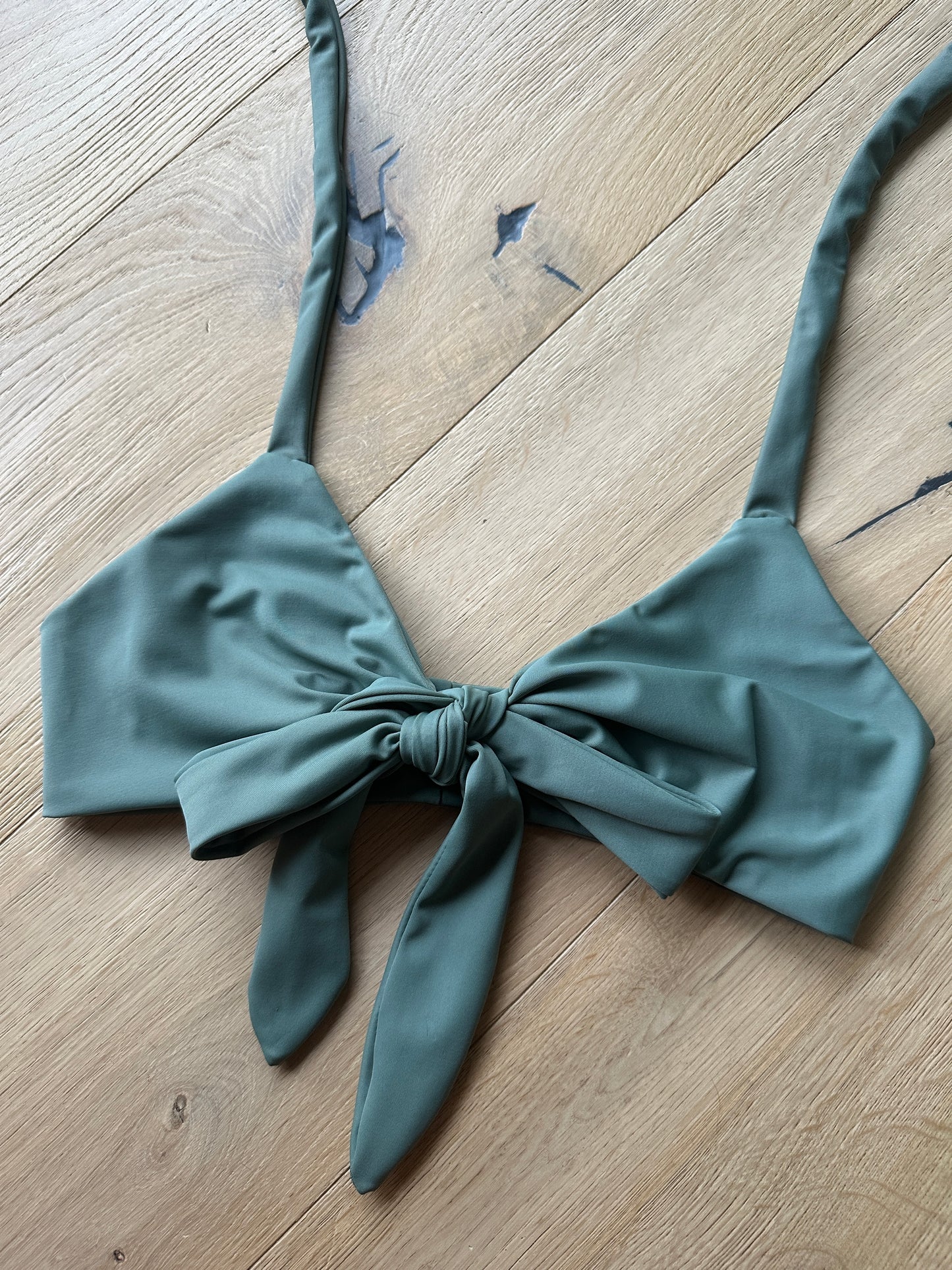 Olive Wrap Top M