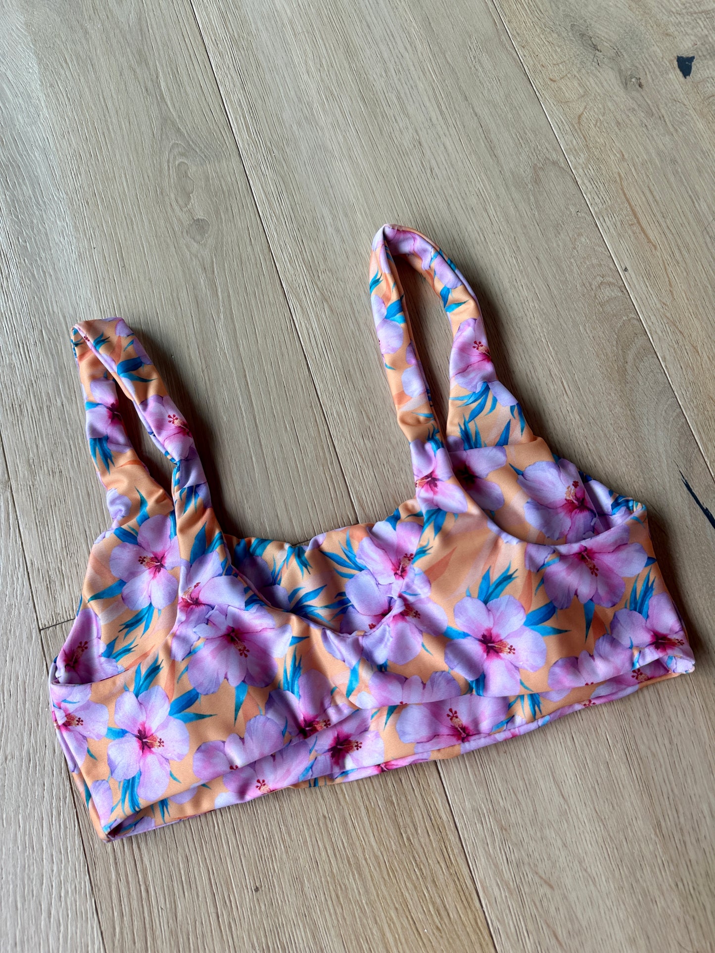 Pink Hibiscus Sport Top w/Padding M