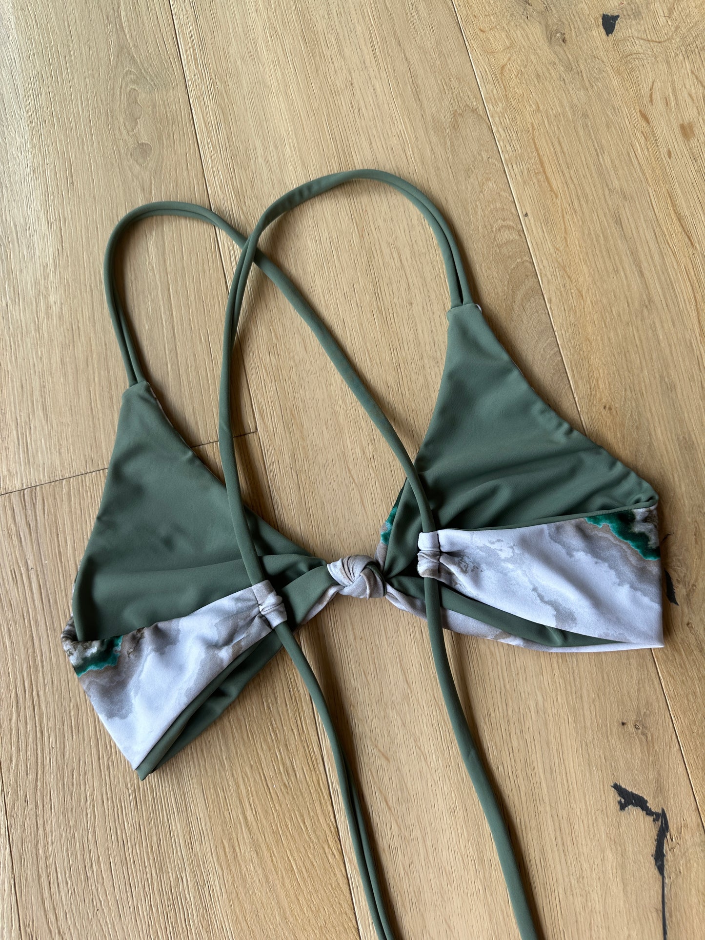 Olive x Marble Knotted Top M