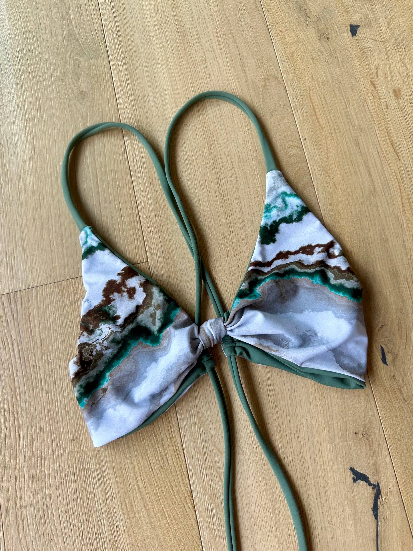 Olive x Marble Knotted Top M