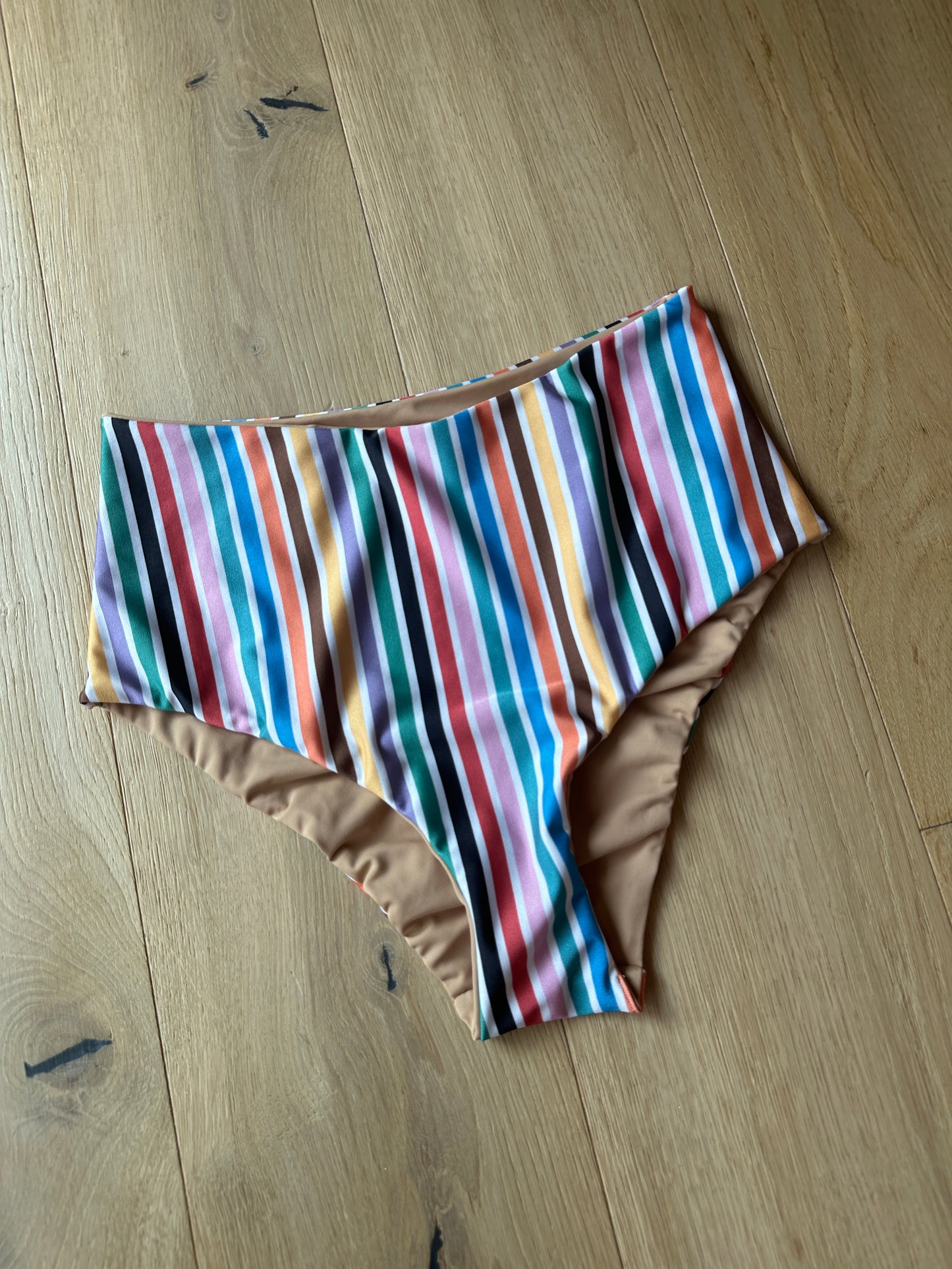 Vintage Stripe x Nude Mid Rise M