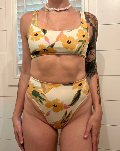 Hibiscus x Chai 80’s High Cut Bottom