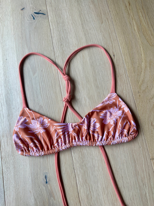 Pink Daisy x Blush Knotty Scoop S