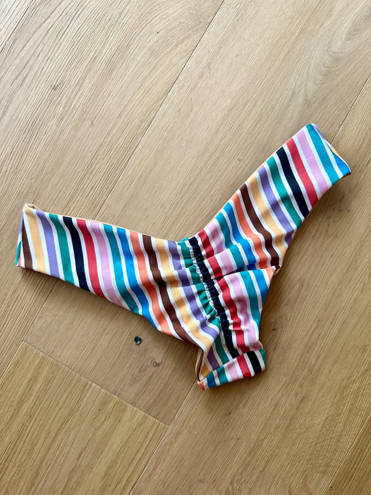 Vintage Stripe x Nude Classic Scrunch Cheeky